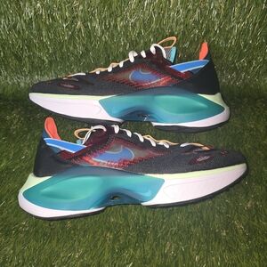 Nike Athletic Shoes Black and Teal